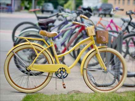 Fahrradflohmarkt am HausDrei