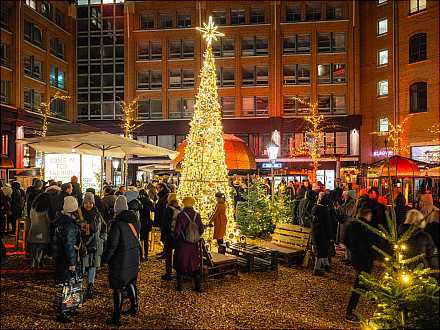 Marché de Noël — Der Weihnachtsmarkt in den Stadthöfen